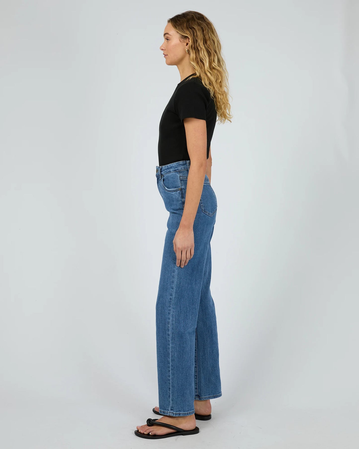 Bella Tee – Black