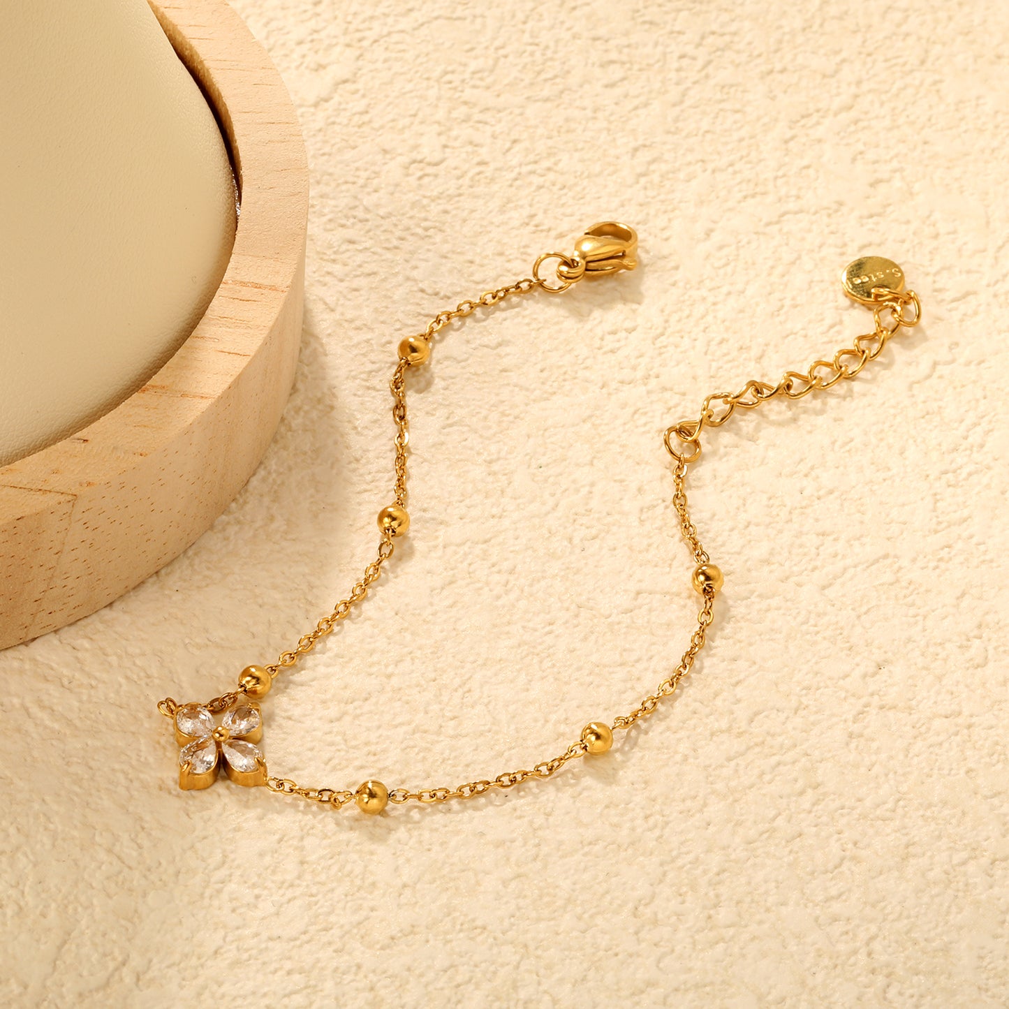 Fleur Bracelet - Gold The Rose Edit