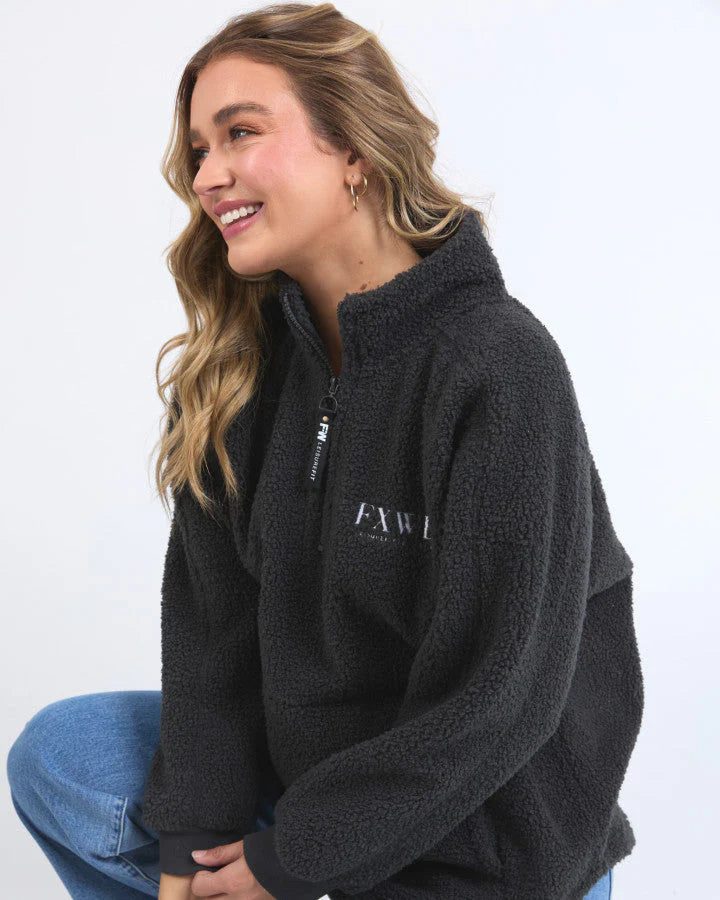 Weekend Boucle Quarter-Zip – Dark Grey