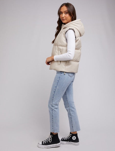 Theo Puffer Vest – Natural