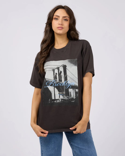 Brooklyn Oversized Tee – Washed Black