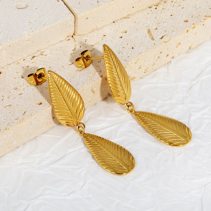 Willow Drop Earrings - Gold The Rose Edit