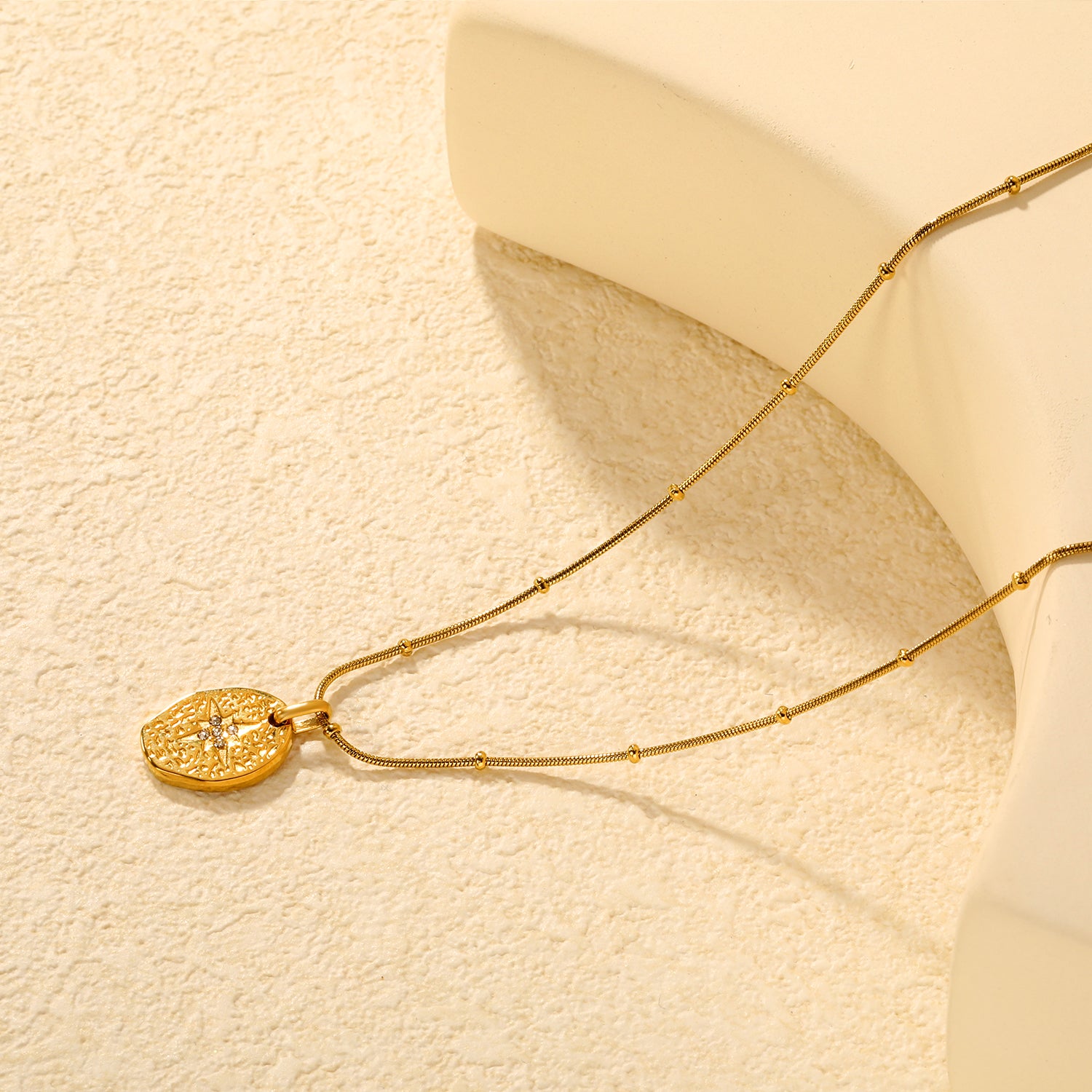 Cleo Necklace - Gold The Rose Edit