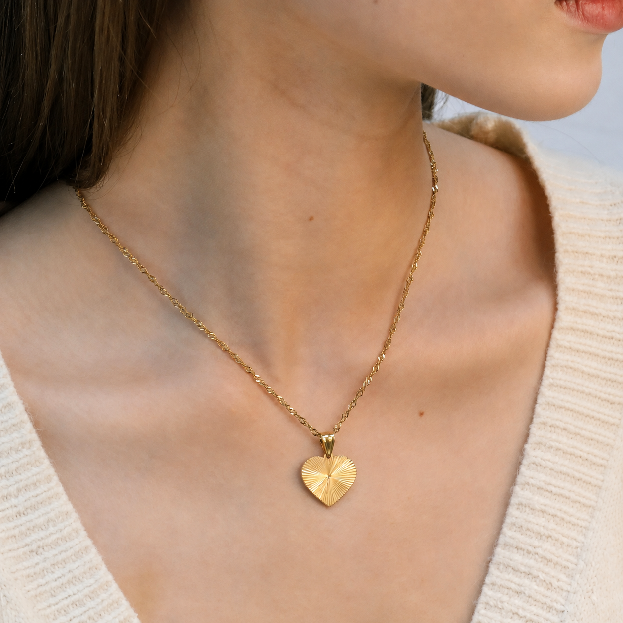 Heart Necklace - Gold The Rose Edit