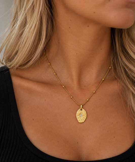 Cleo Necklace - Gold The Rose Edit