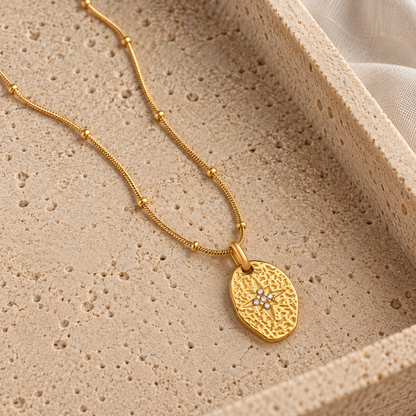 Cleo Necklace - Gold The Rose Edit