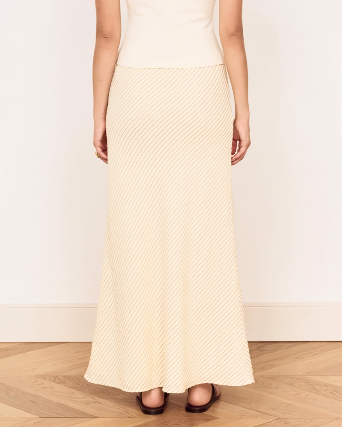 Asa Midi Skirt - Latte MINKPINK
