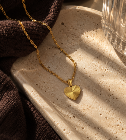 Heart Necklace - Gold The Rose Edit