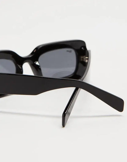 Twiggy - Black Reality Eyewear