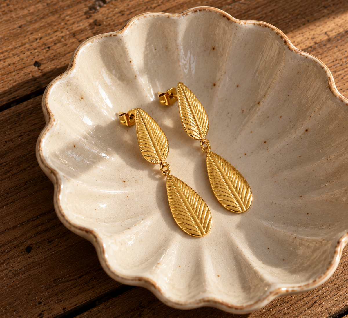 Willow Leaf Drop Earrings - Gold The Rose Edit