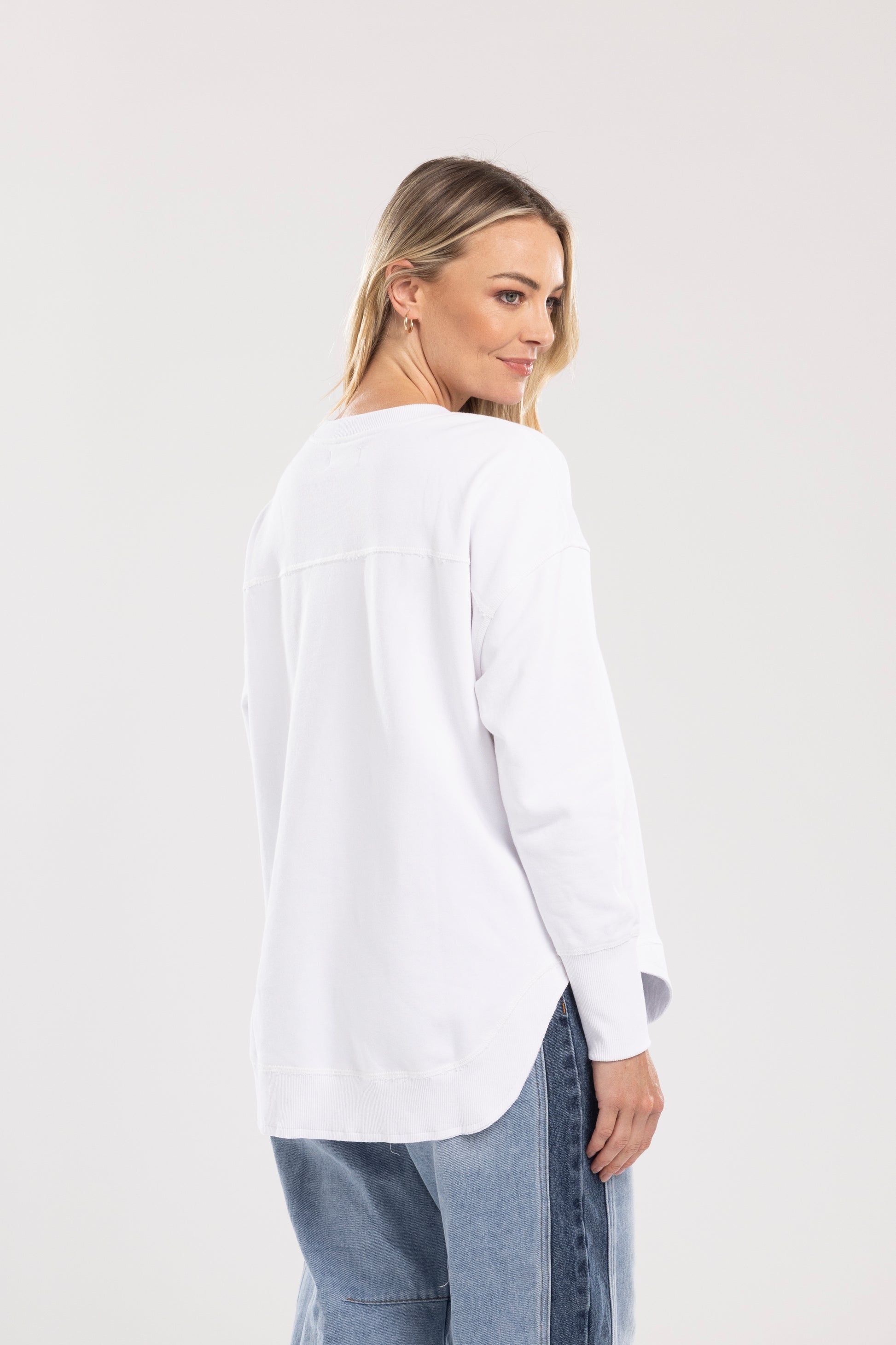 Ena Sweat | White Mimoso