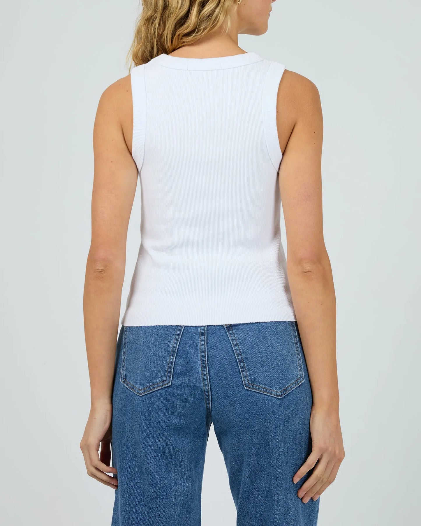 Pia Tank - White Silent Theory